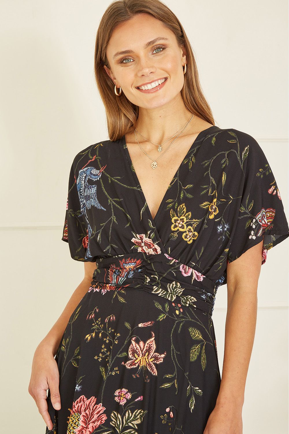 Yumi Women's Black Viscose Bird & Floral Print Kimono Midi Dre