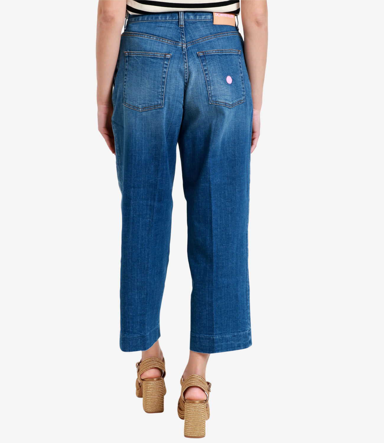 Ziehen Sie die Fuller Jeans an