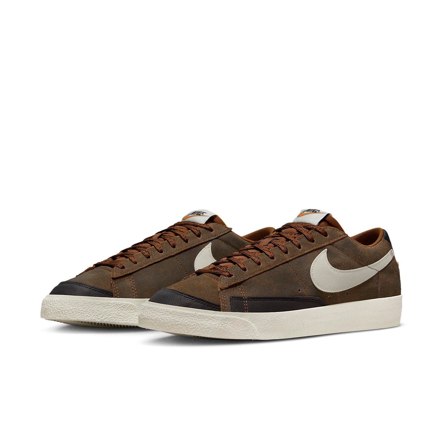 Blazer Low '77 Premium Vintage 'Certified Fresh - Pecan'