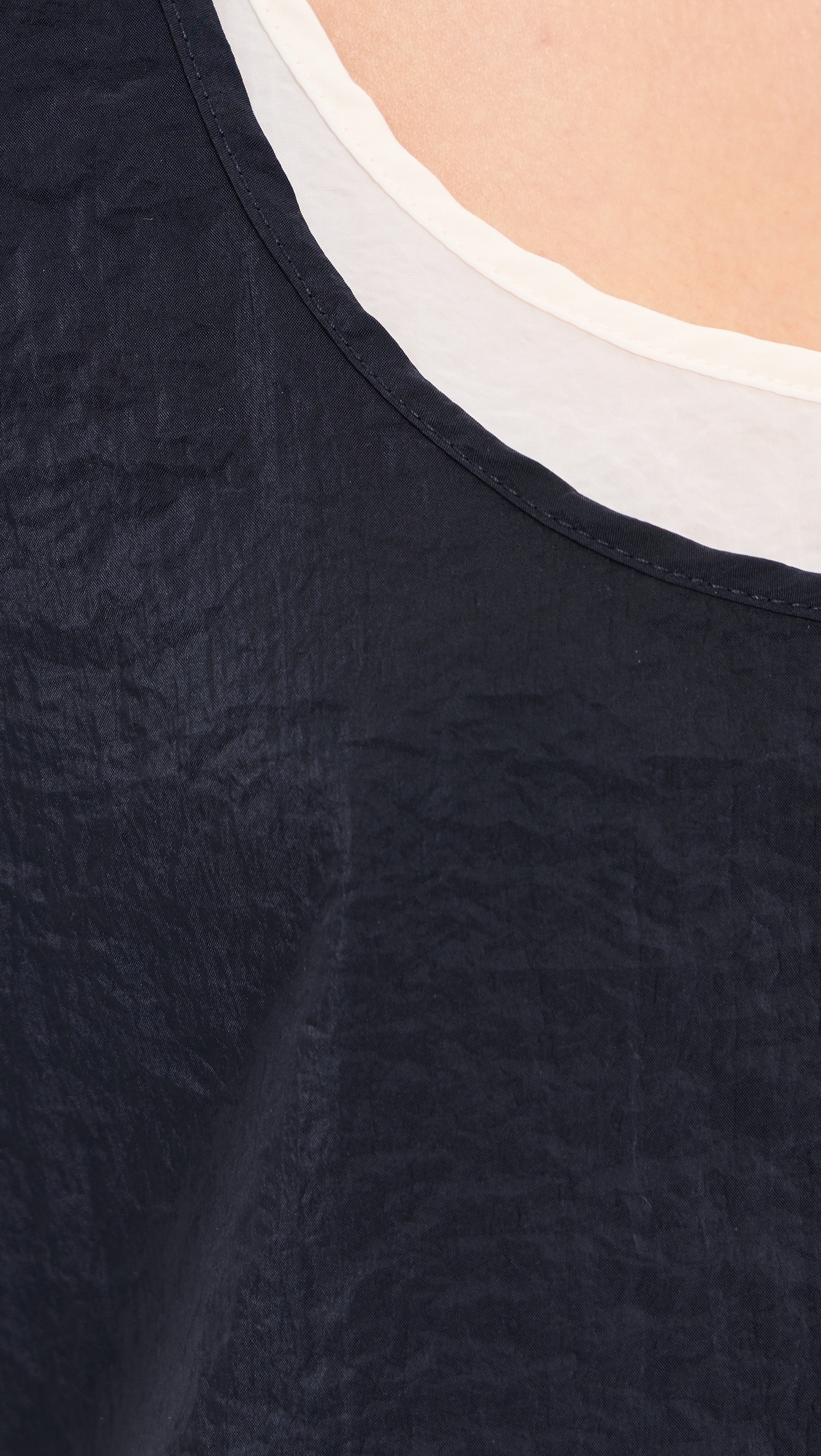 Double Layer Scoop Tank Navy/Ivory