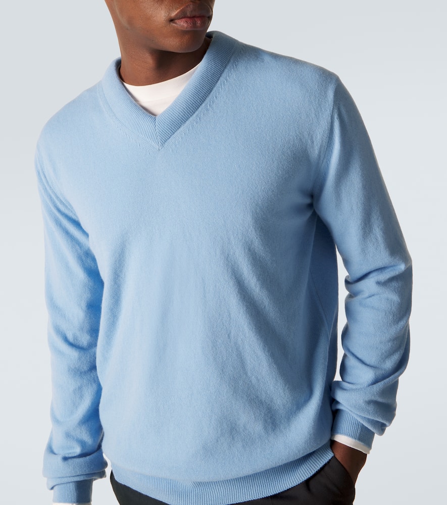 Wool sweater