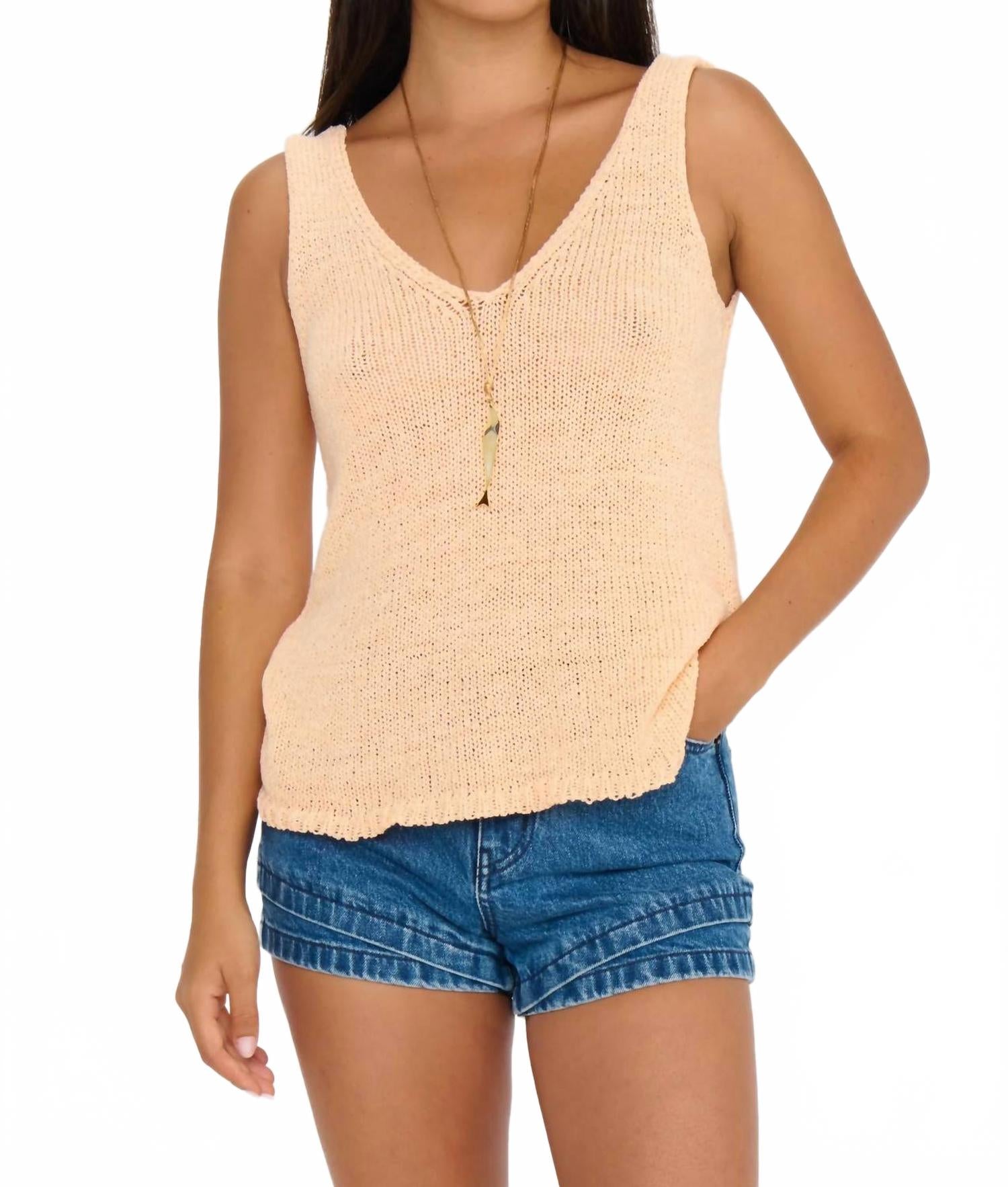 Carefree V-Neck Tank Top In Peach
