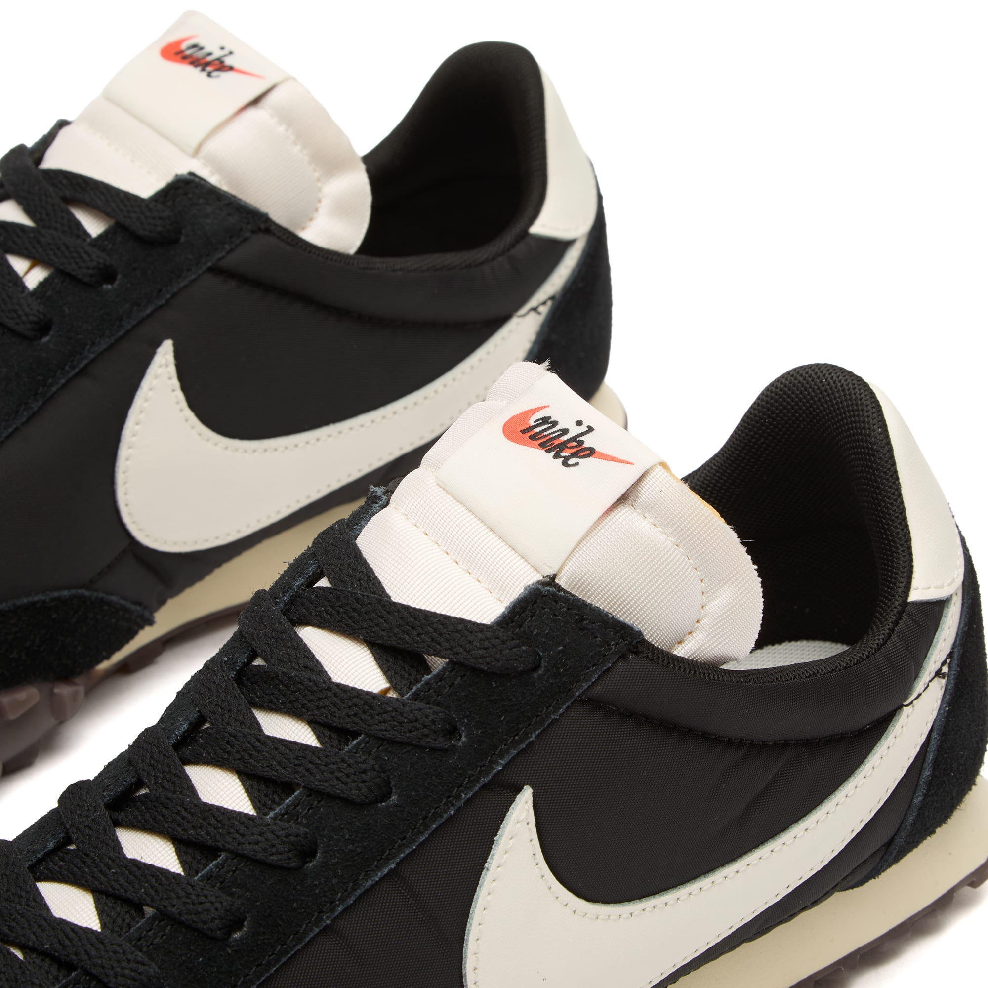 Waffle Racer Sneakers Black / Coconut Milk