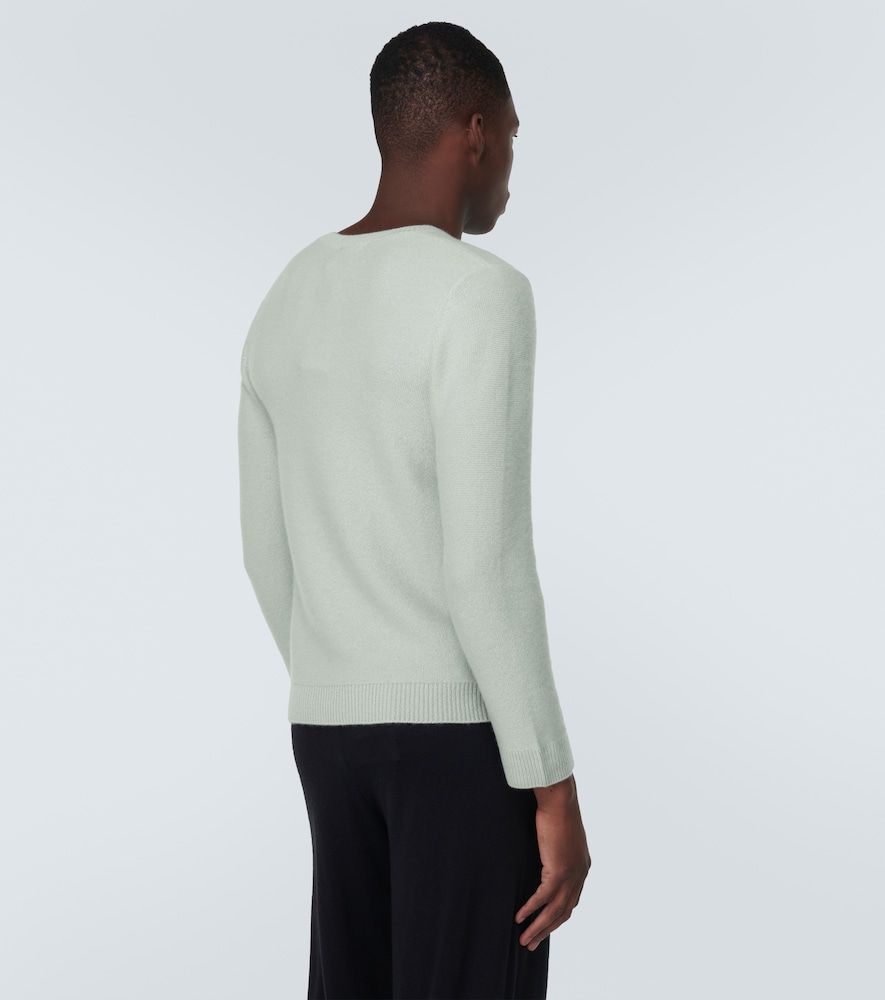 Cashmere sweater