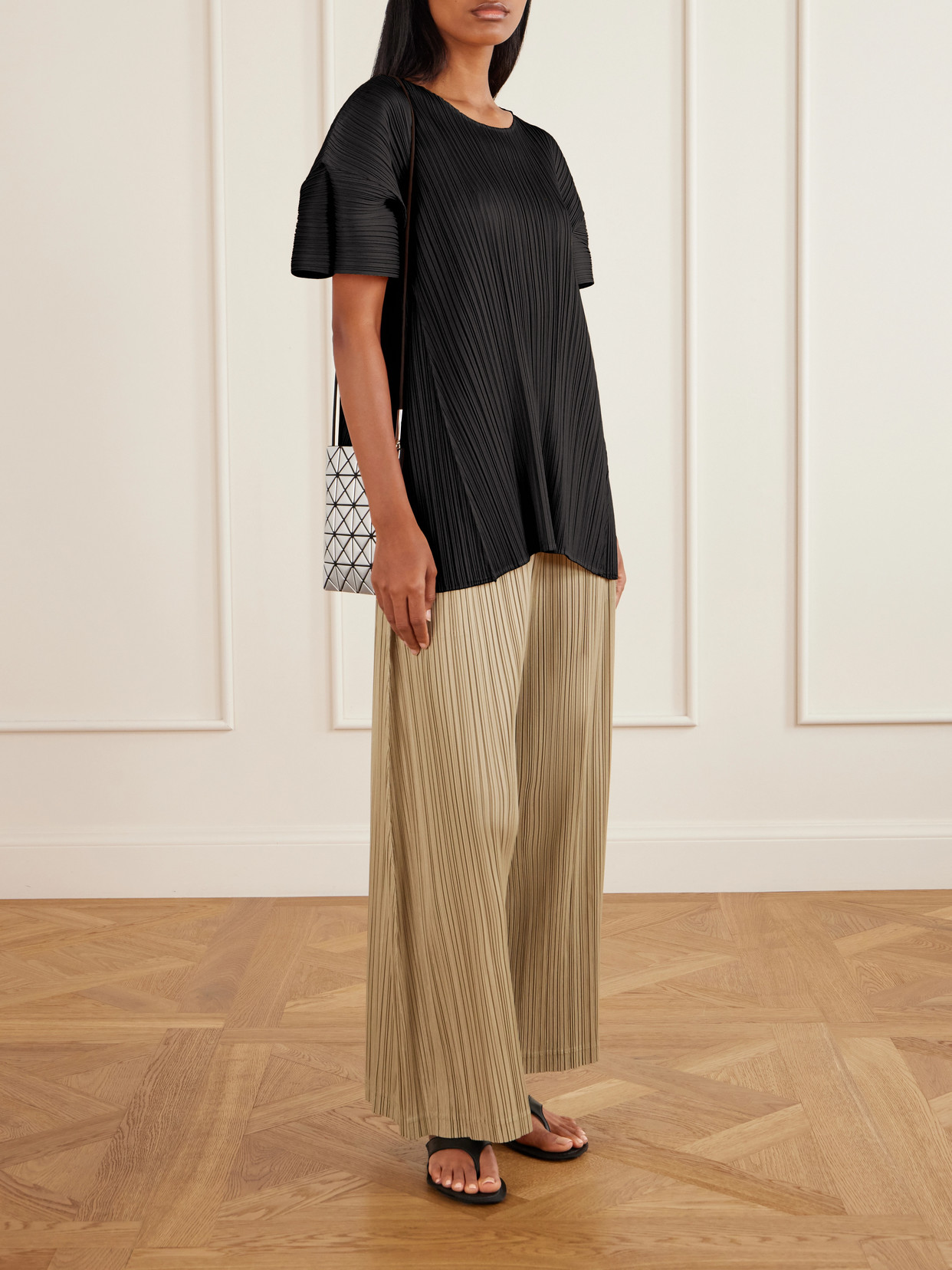 Plissé Wide-leg Pants - Neutrals