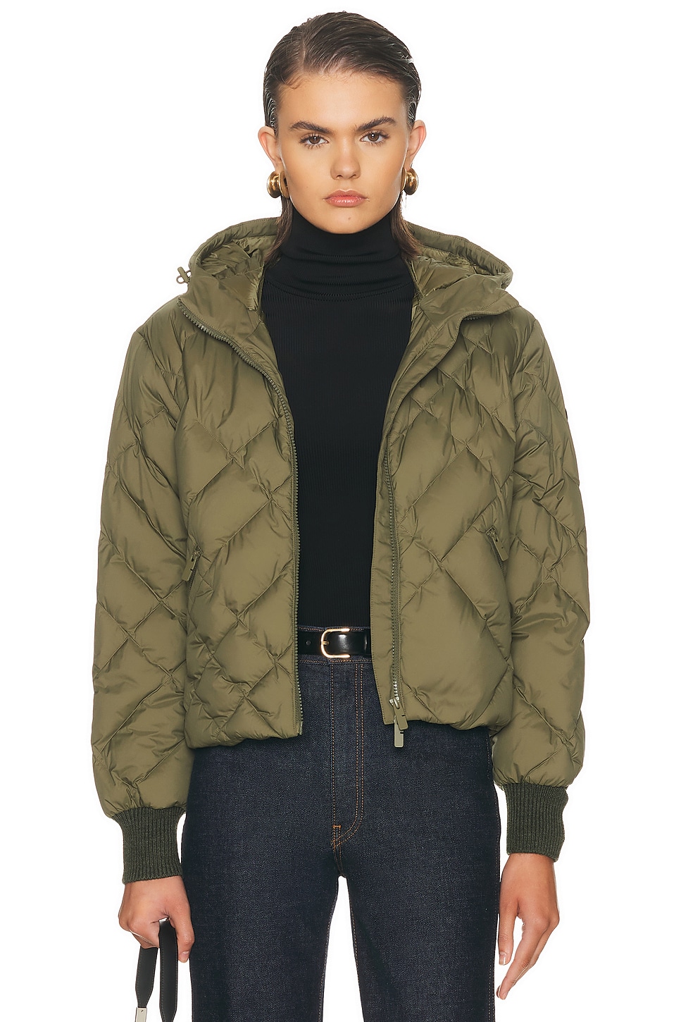 Burberry Delley Jacket in Pasture Green - Green. S also in XS, M