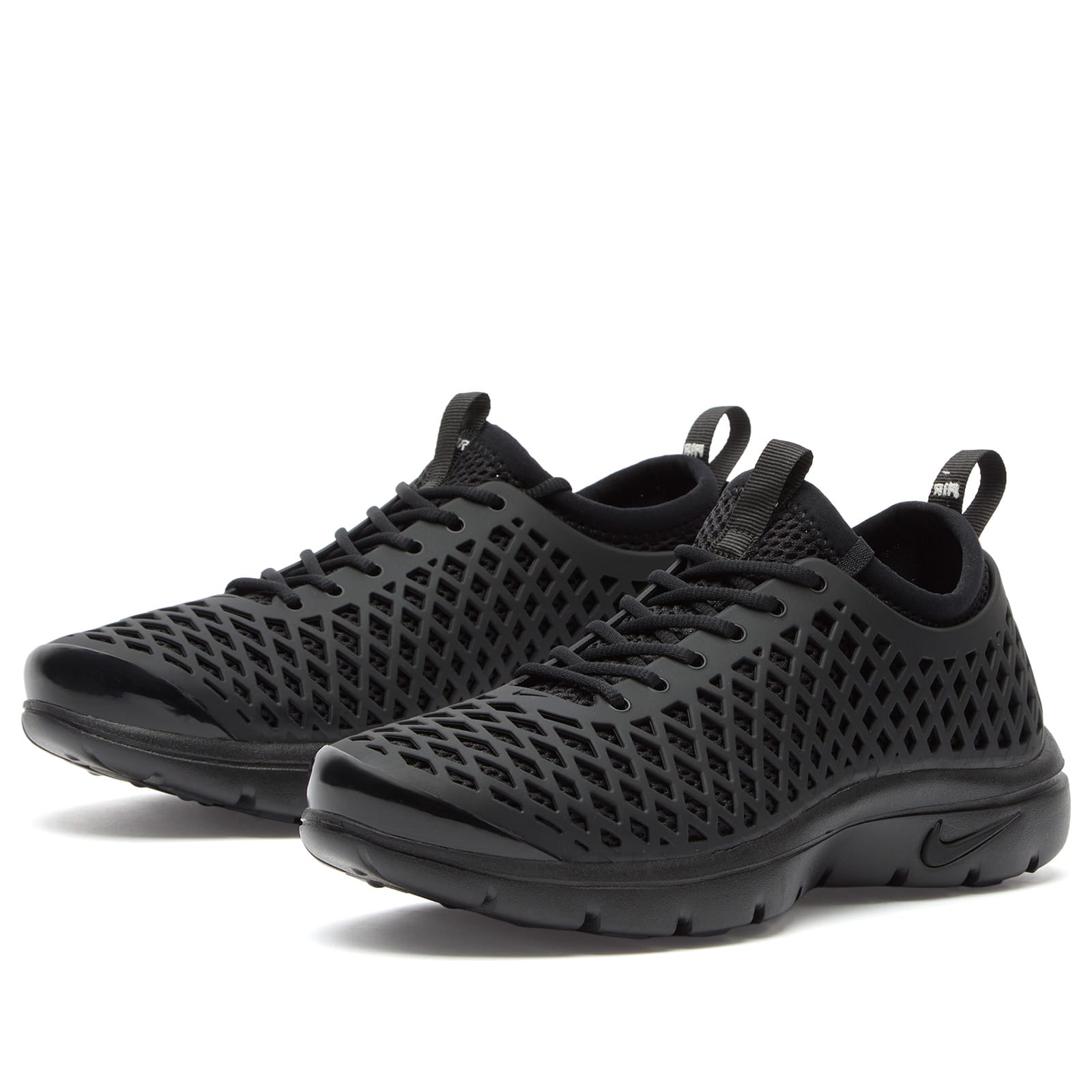 Rejuven8 Run OG QS Sneaker in Black/Sail