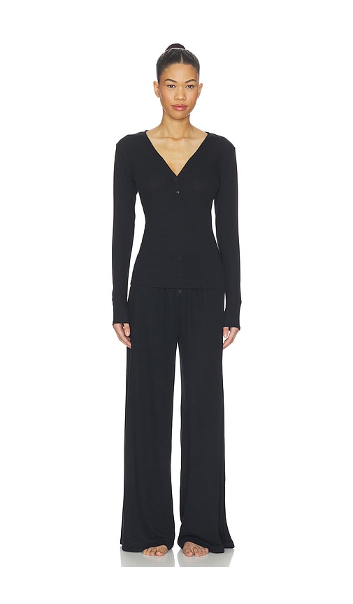 Homebodii Pontielle Lounge Set in Black. - M also in L, S, XL/1X