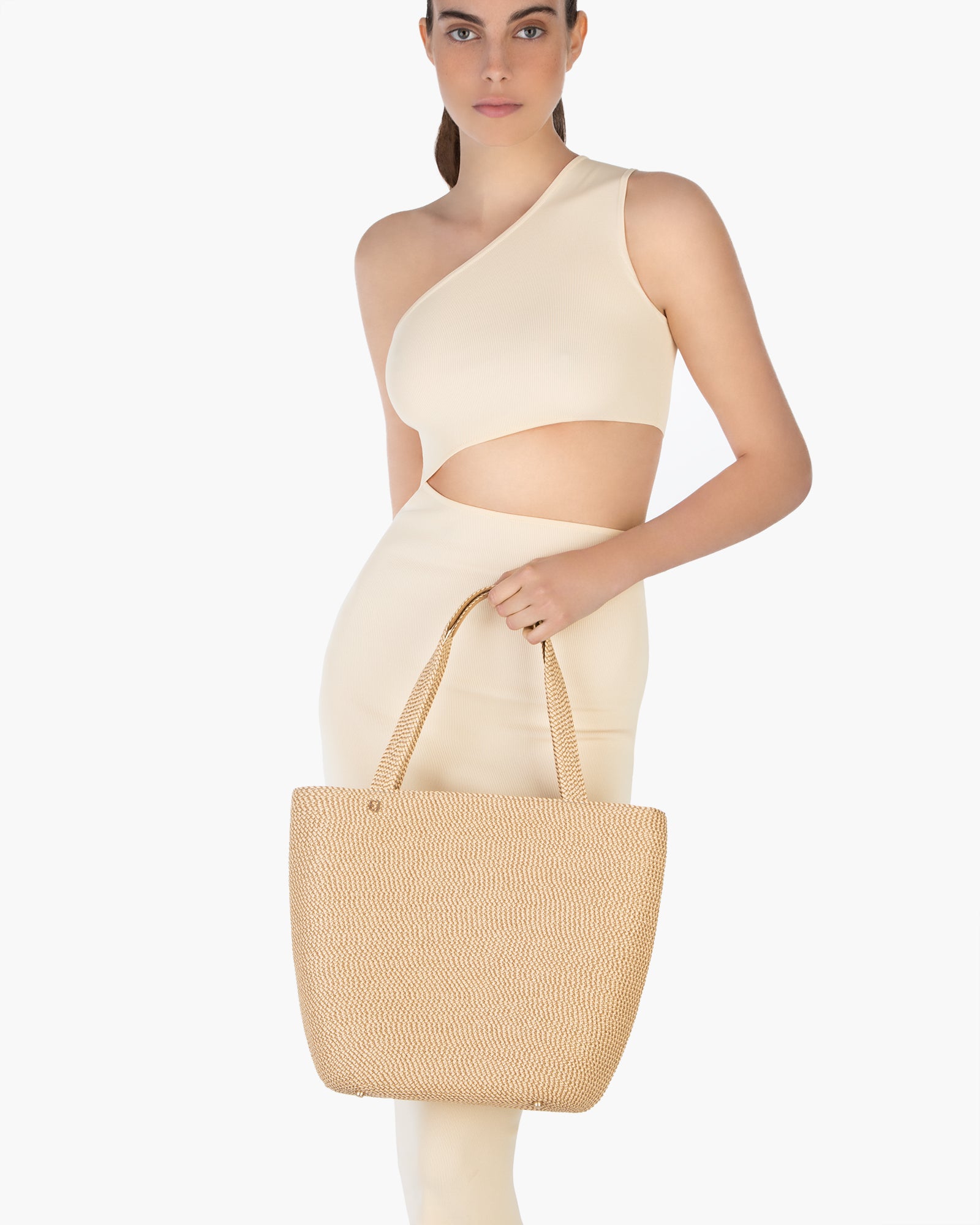 Squishee Tote II - OriginalPeanut, Man-Made Raffia Material, Top Zip Closure, Interior Pockets