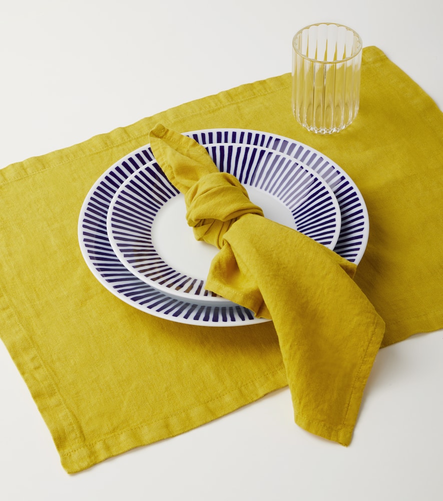 Set of 2 linen placemats