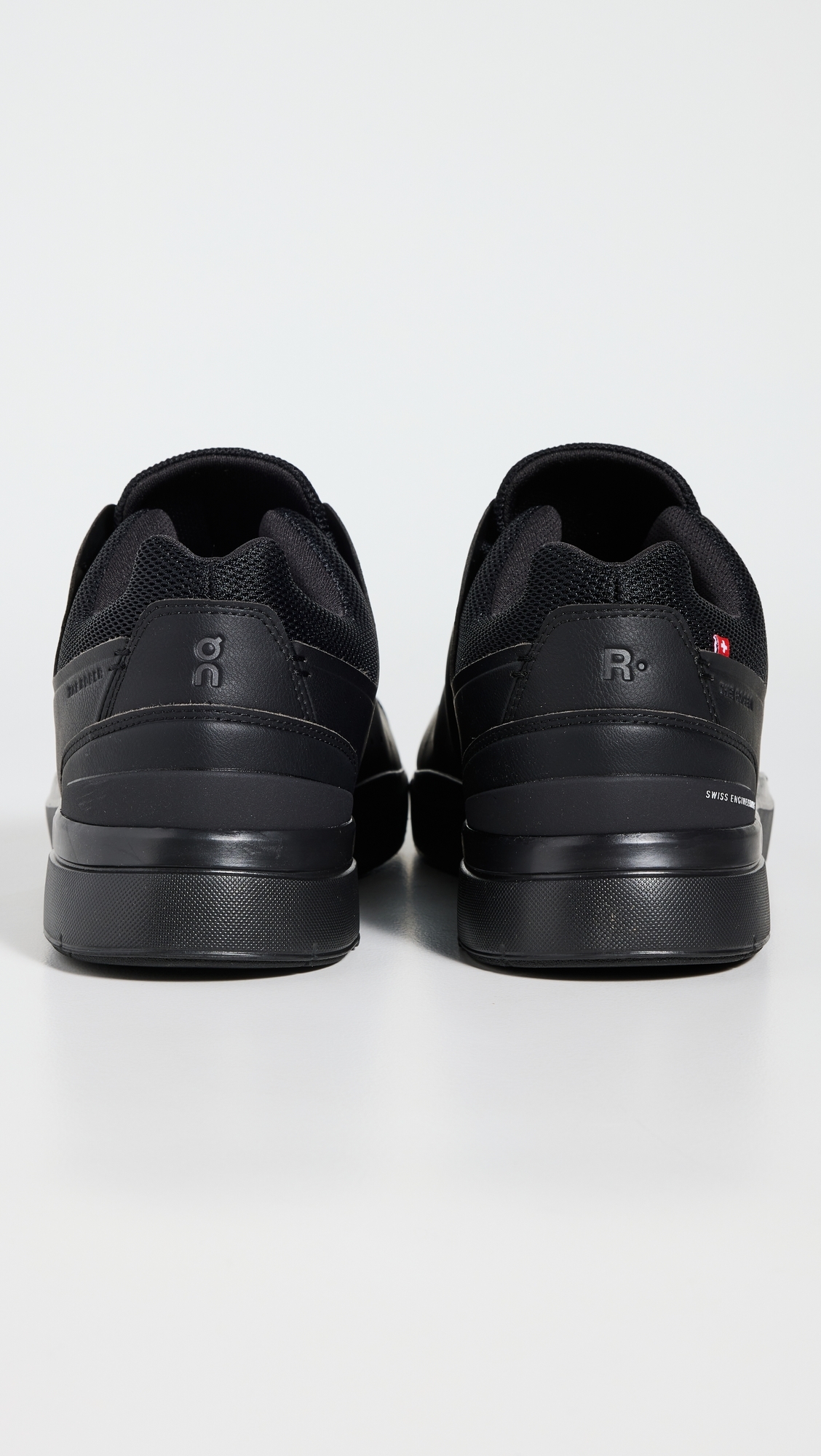 The Roger Advantage Sneakers All Black