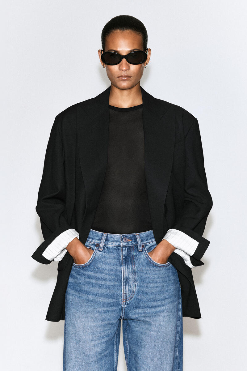 Bay Barrel-Leg Jeans