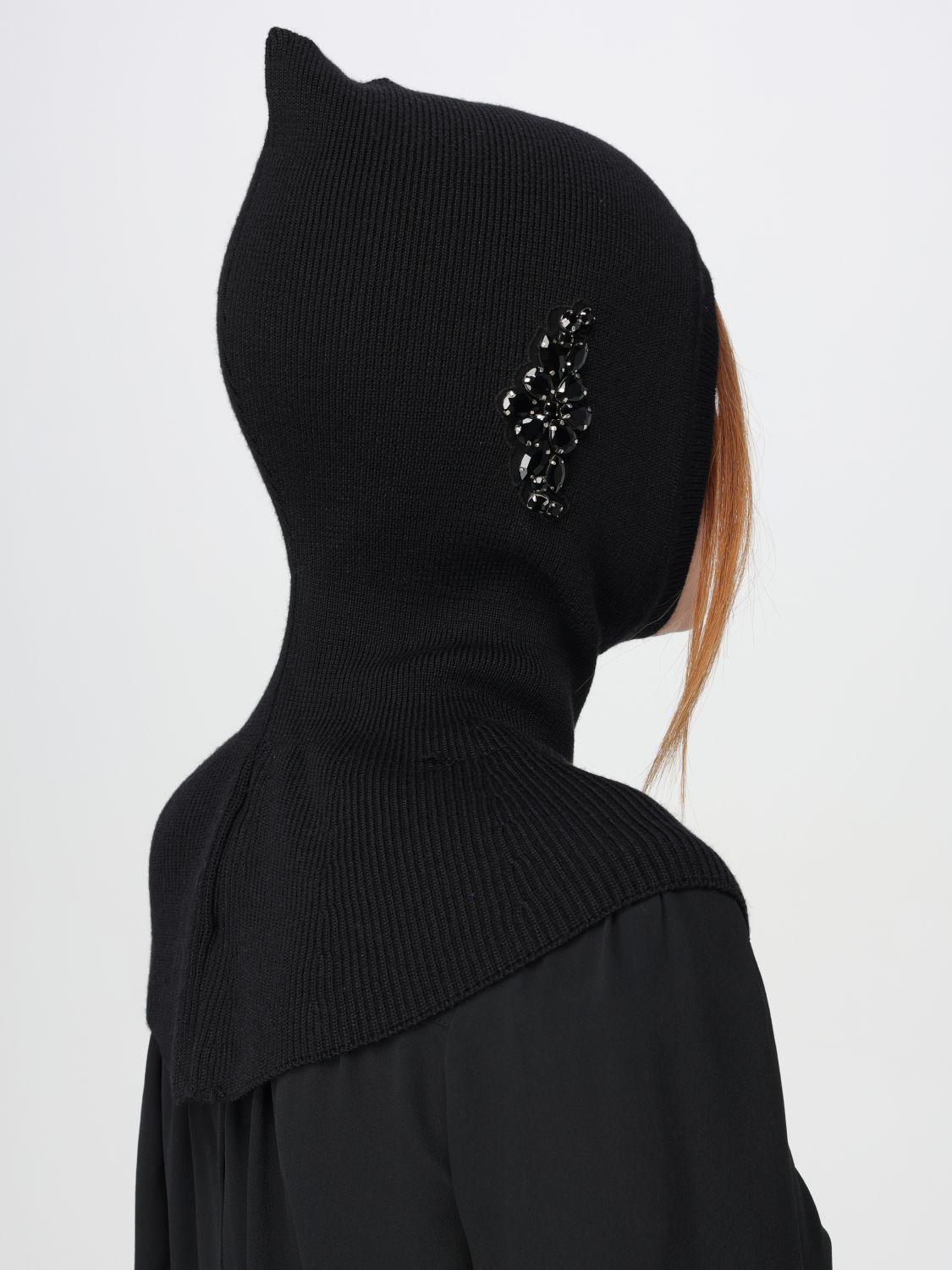 Hat Woman color Black