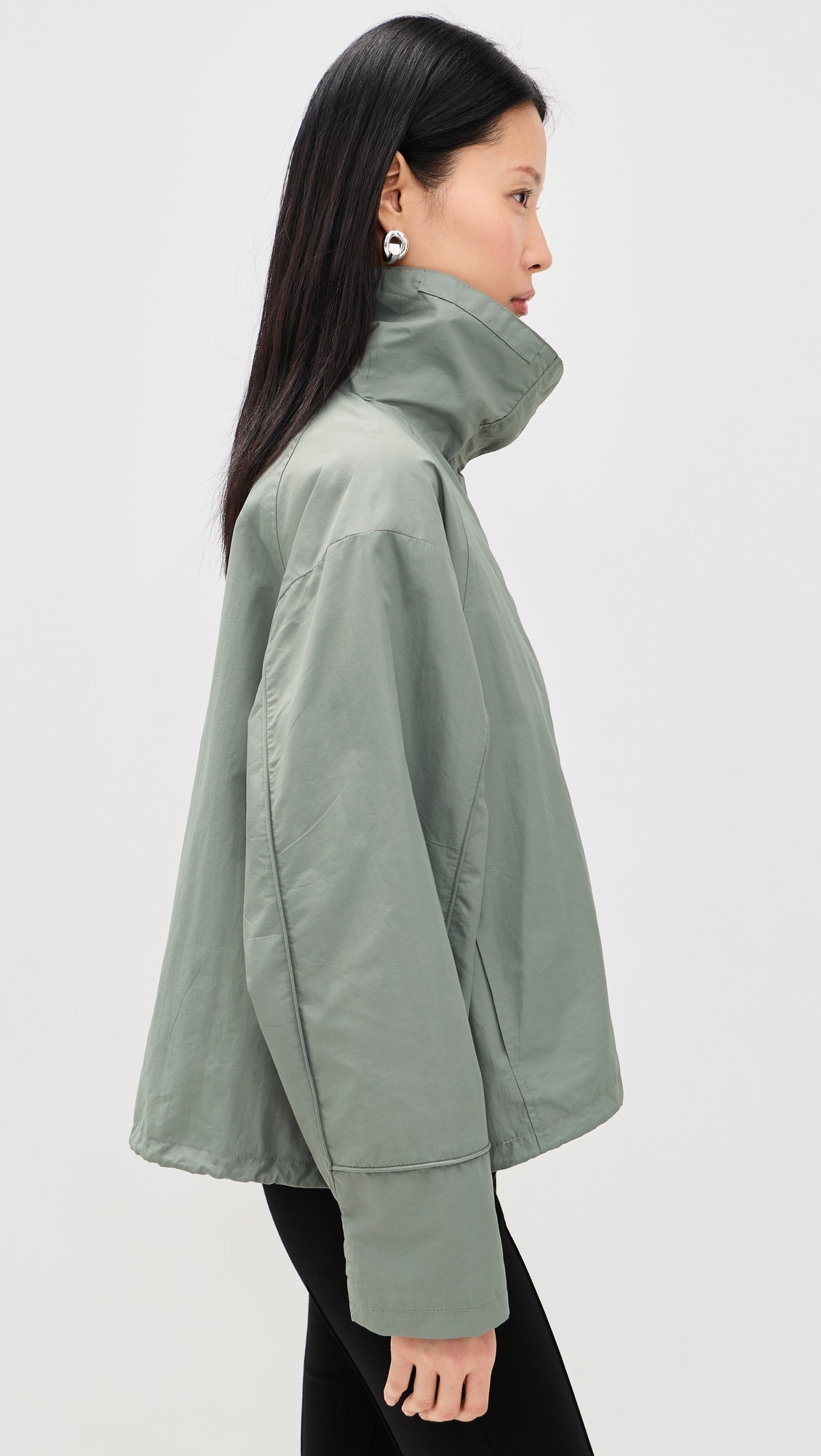 Shoreline Windbreaker Silver