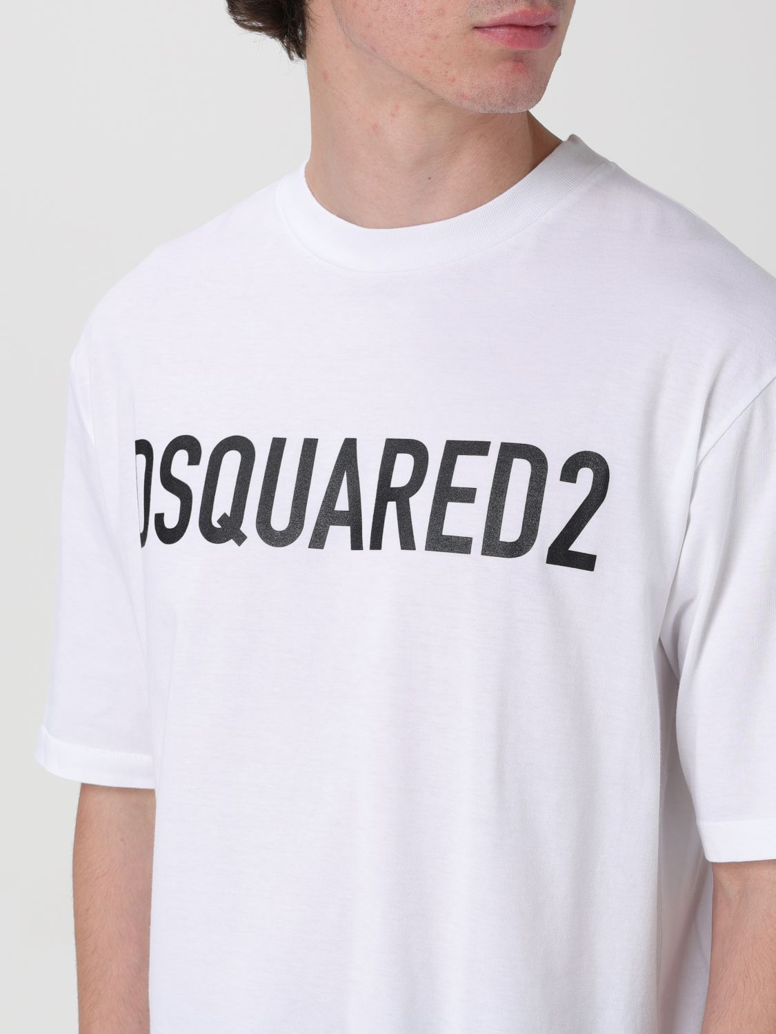 T-Shirt Men color White