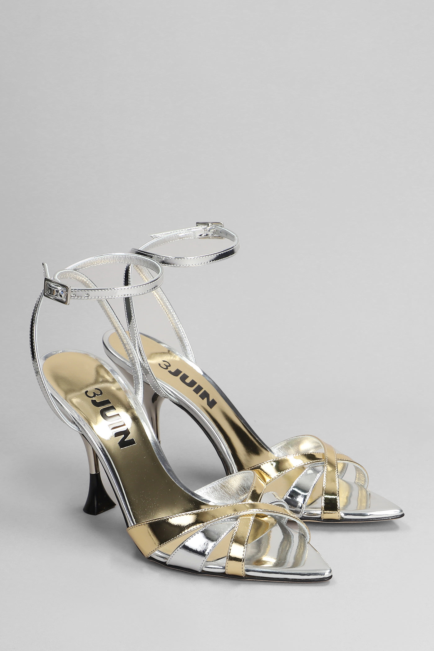 Noeli 095 Sandals In Silver Leather