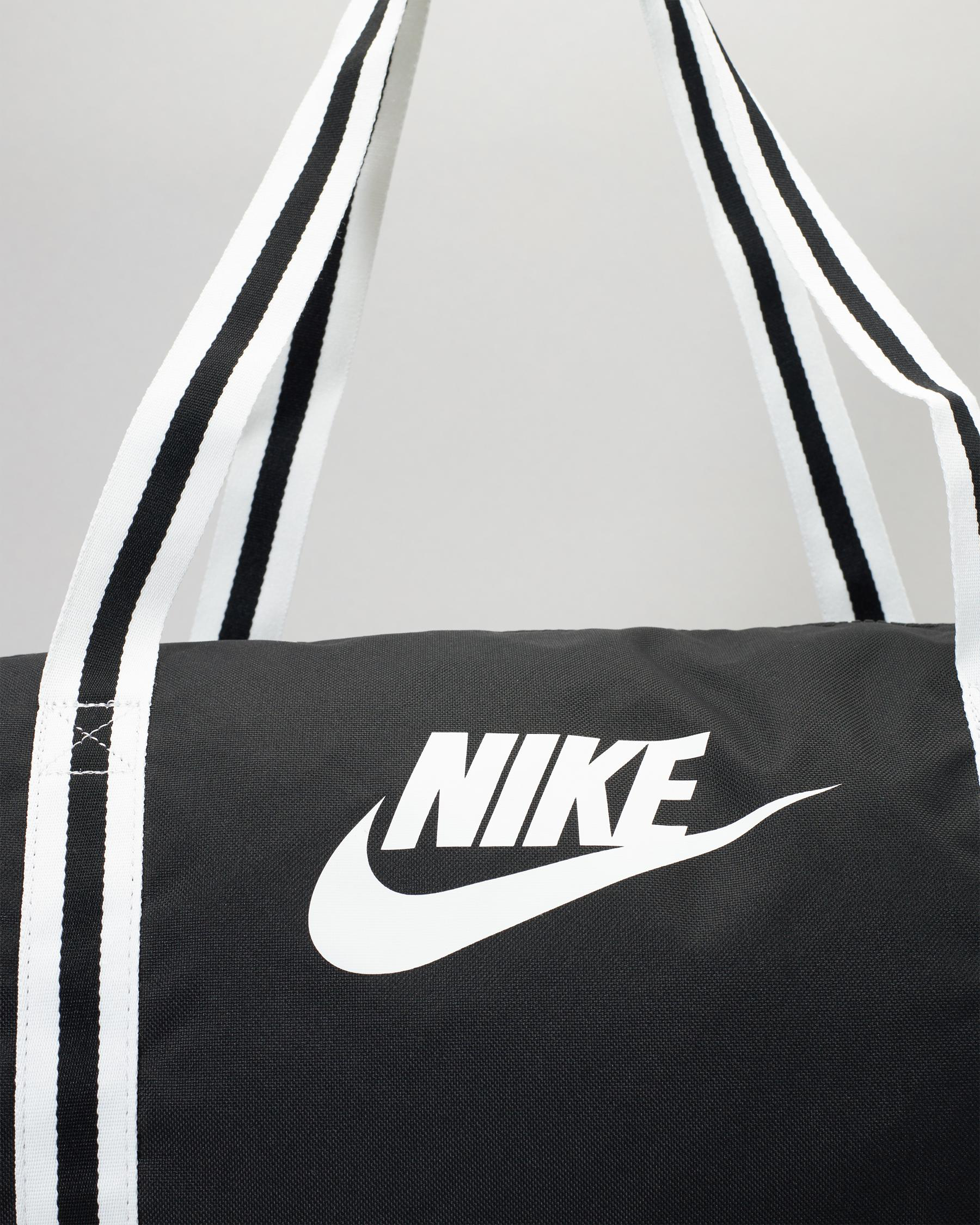 Heritage Travel Bag in Black
