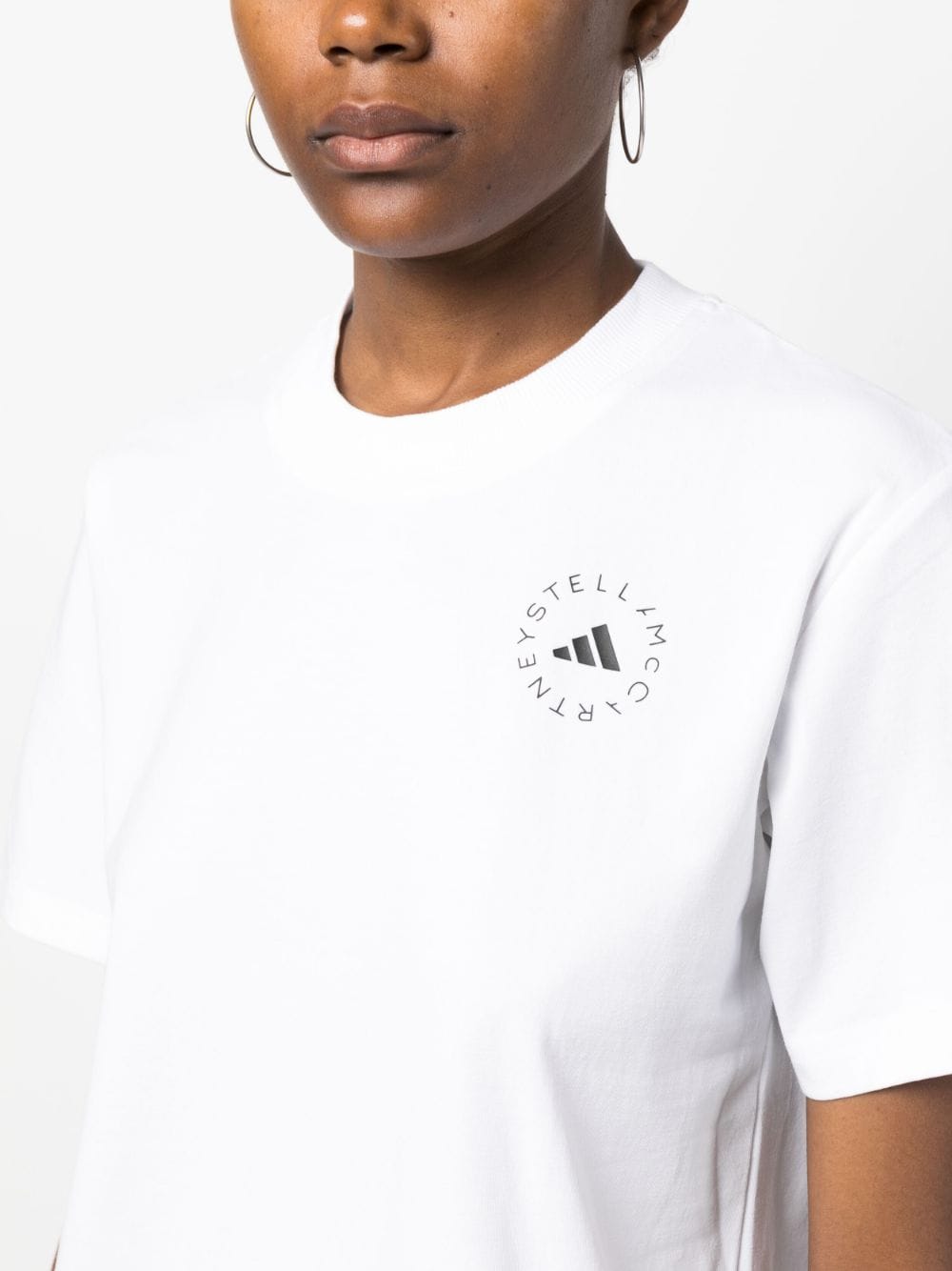 - Logo T-shirt