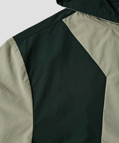 Side Seam Cut Two-Tone Windbreaker