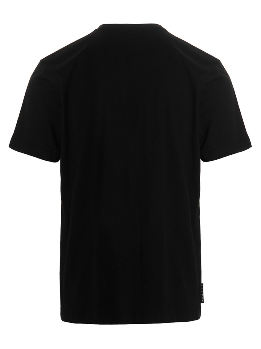 T-shirt strike Logo