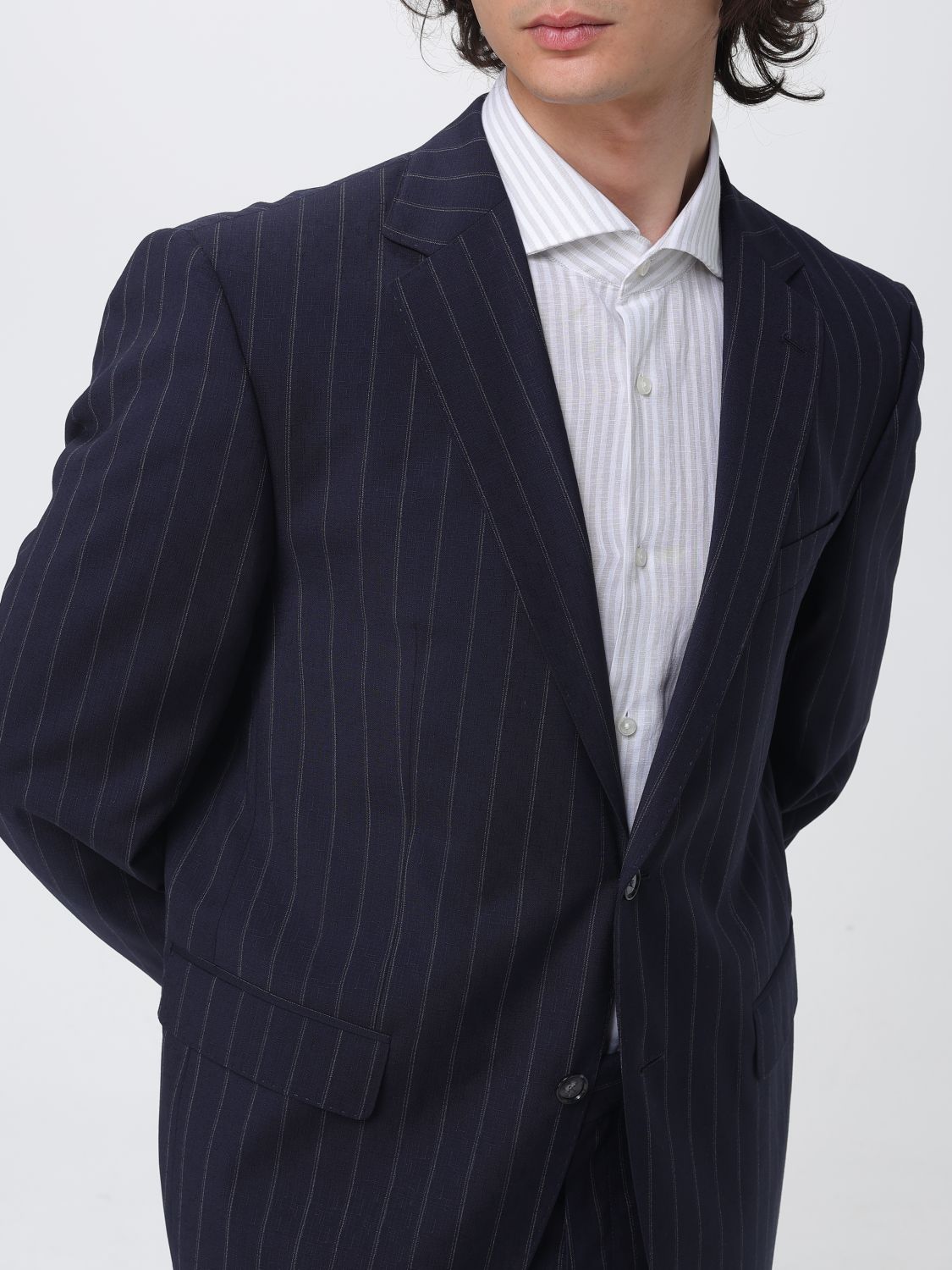 Suit Men color Blue