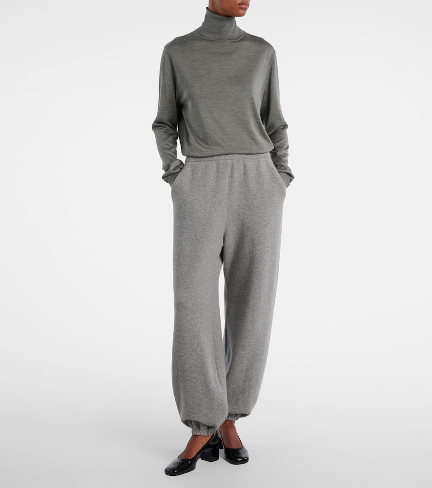 Liwen silk turtleneck top