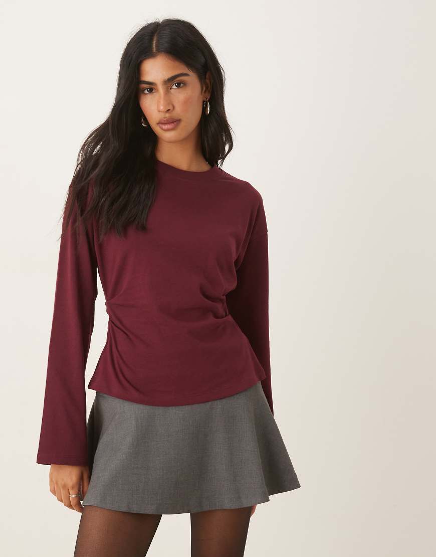 Long sleeve corset waist tee in burgundy-Red