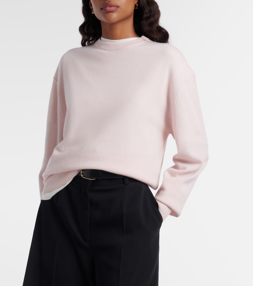 Cashmere sweater