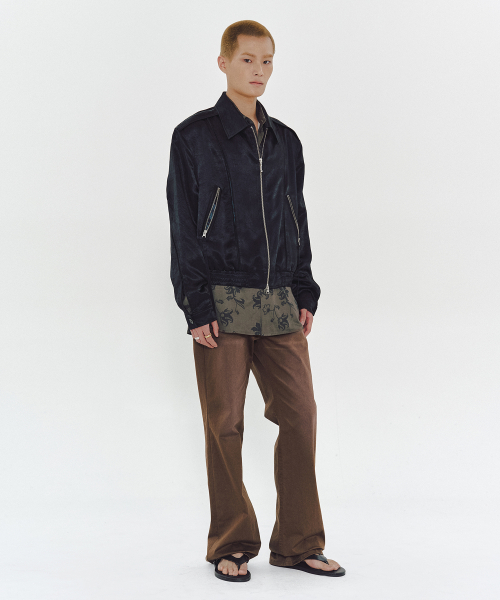 RAZOR JACKET