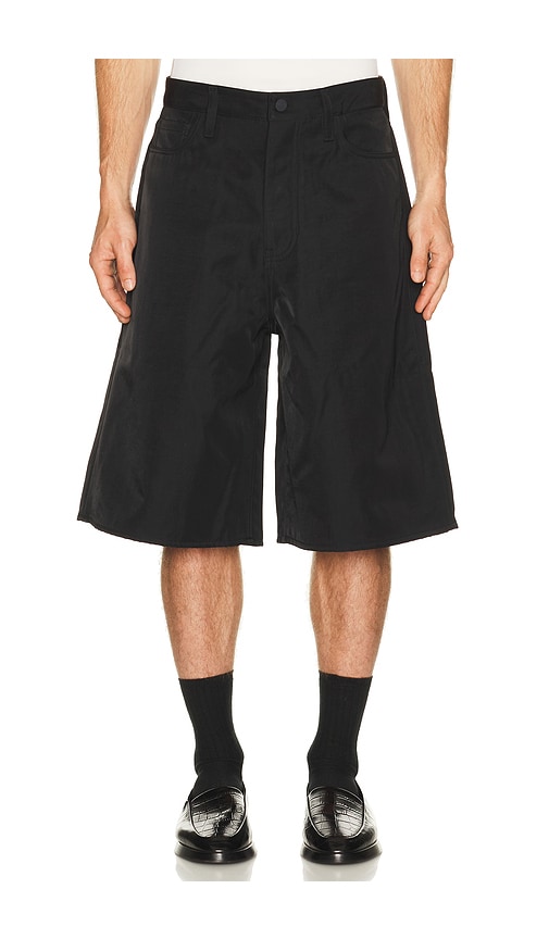 Fear of God ESSENTIALS 5 Pocket Short in Vintage Black - Black. 29 also , 30, 31, 32, 34
