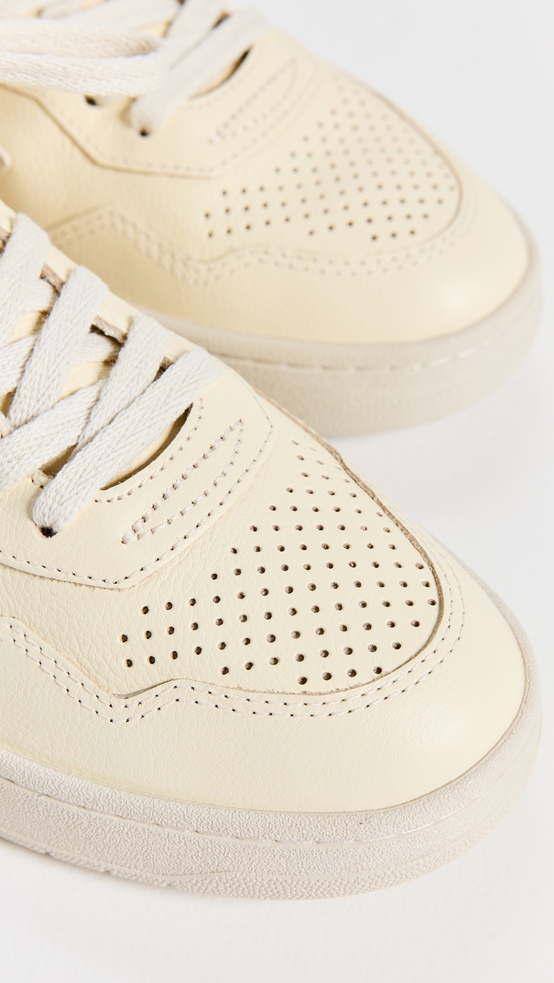 V-90 Sneakers CASHEW_PIERRE
