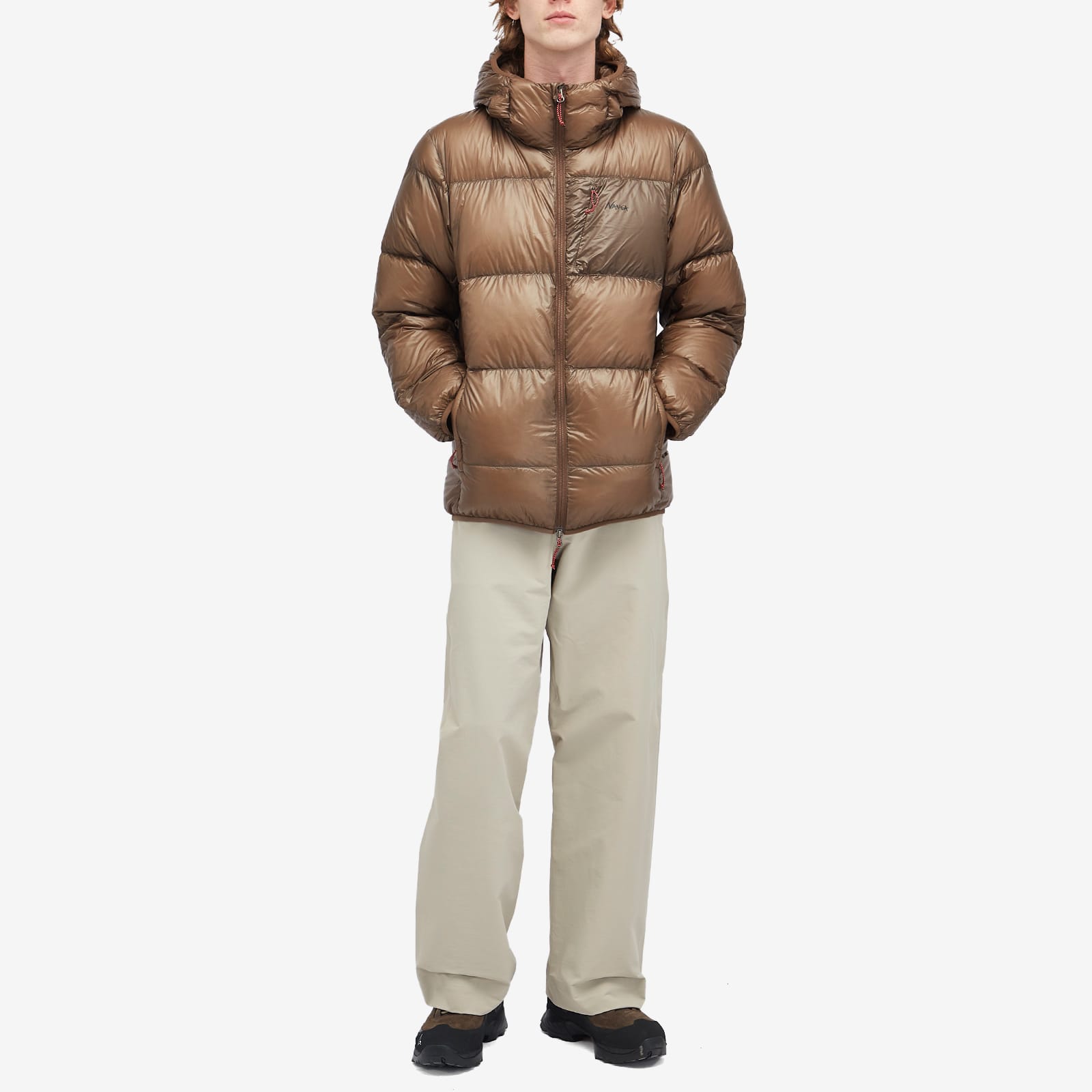 Men's Mountain Lodge Down Hooded Jacket in Mocha