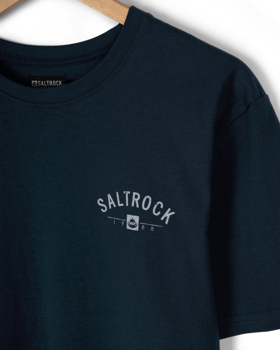 Saltrock Location Looe Mens T-Shirt in Blue