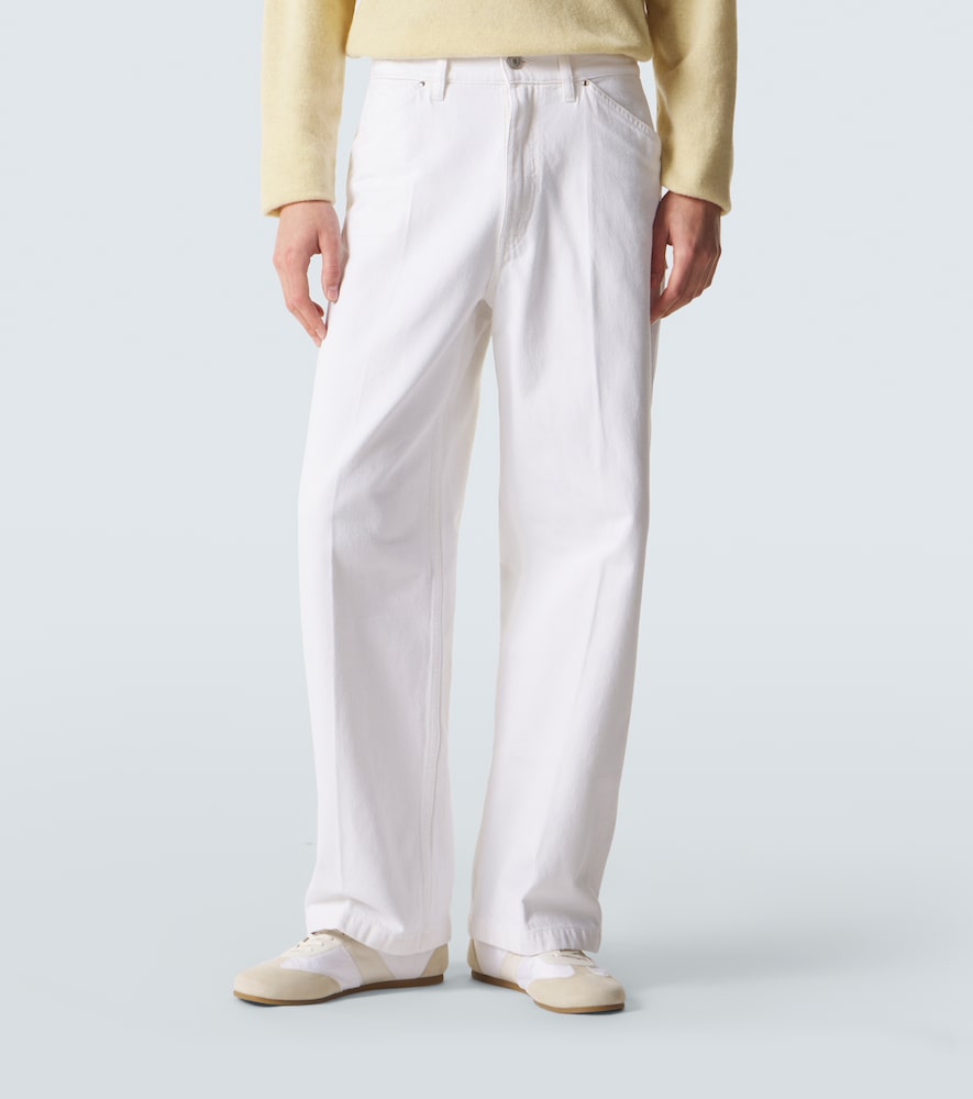 Wide-leg jeans