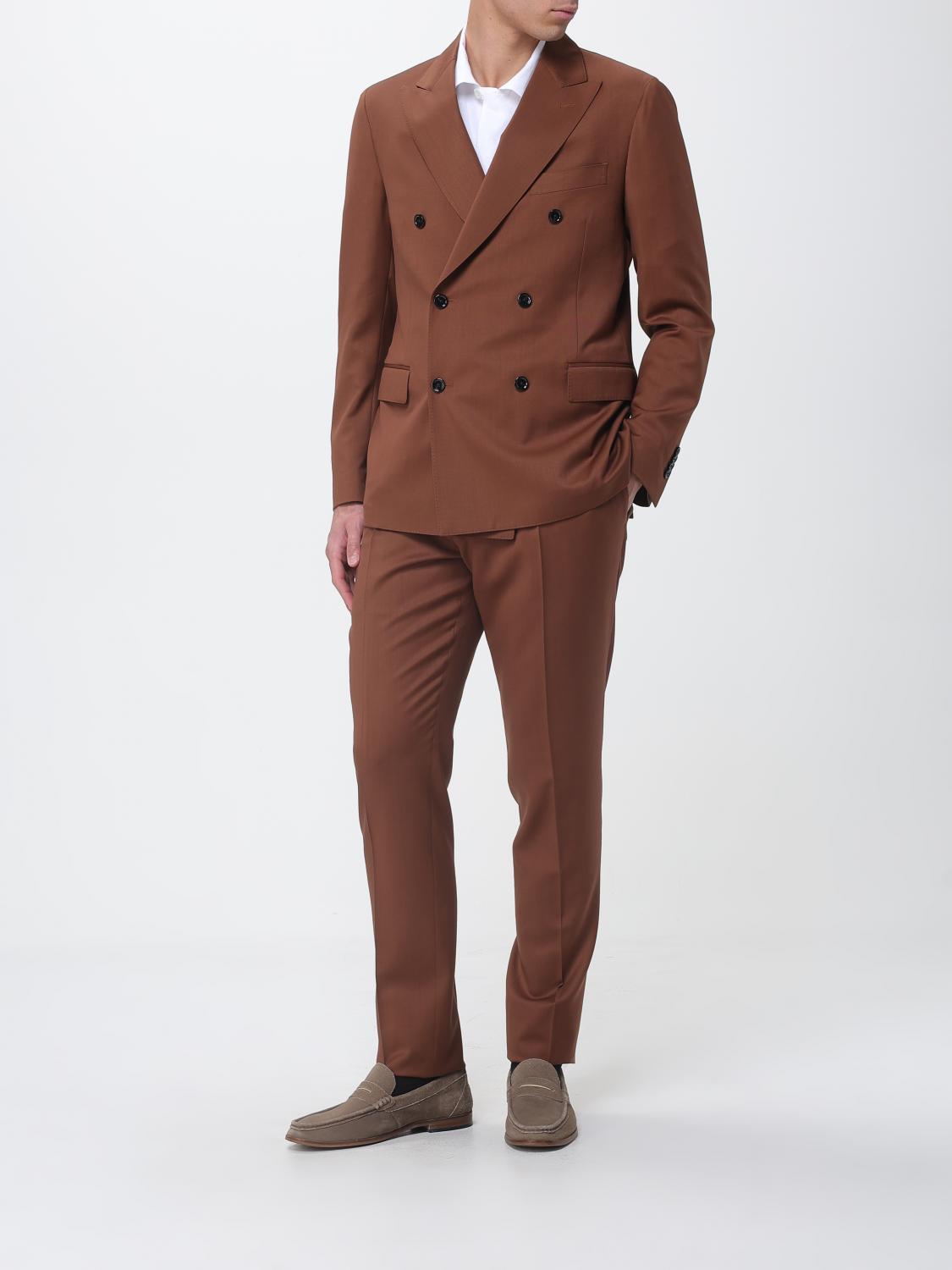 Suit Men color Brown