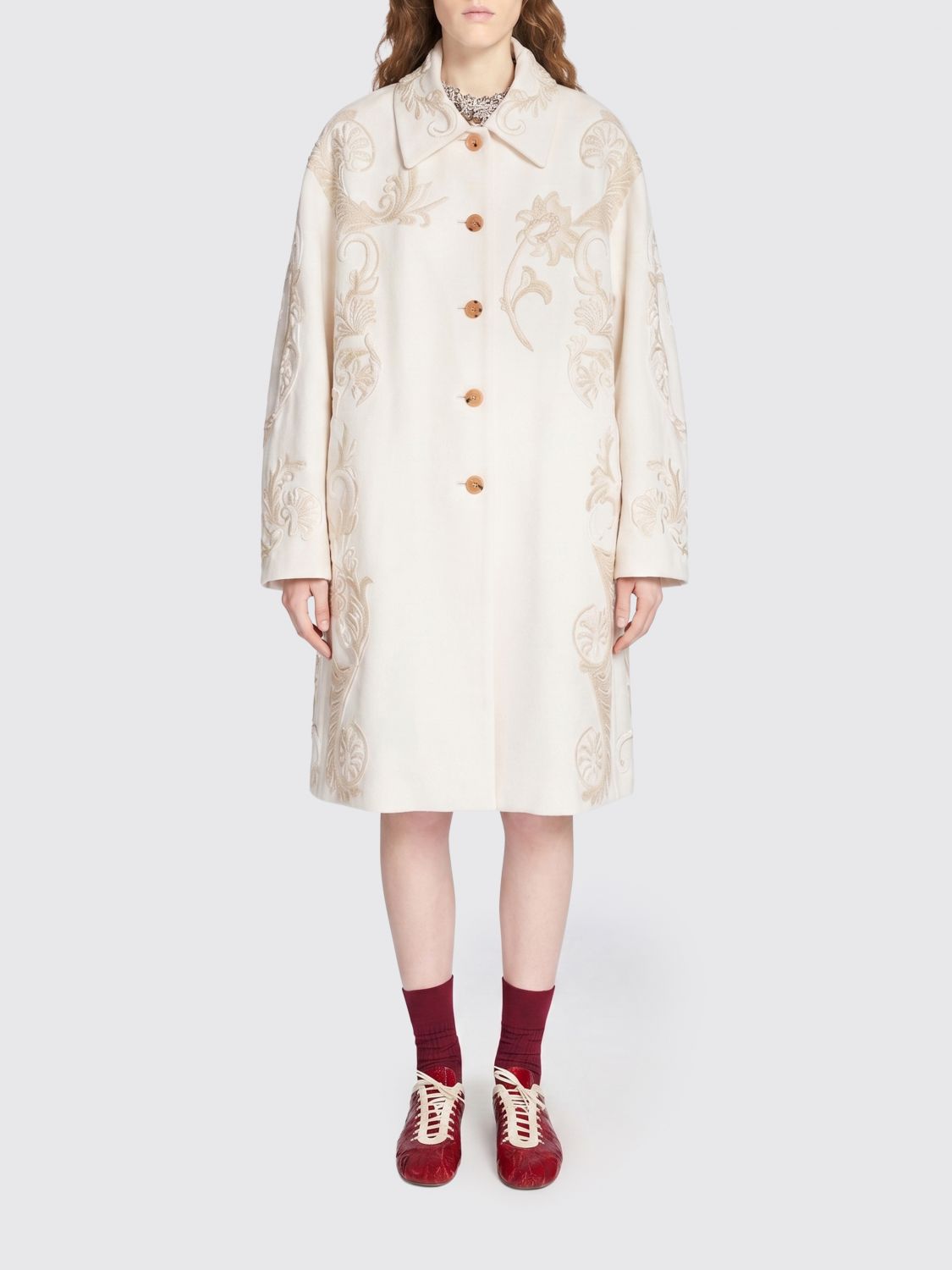 Coat Woman color White