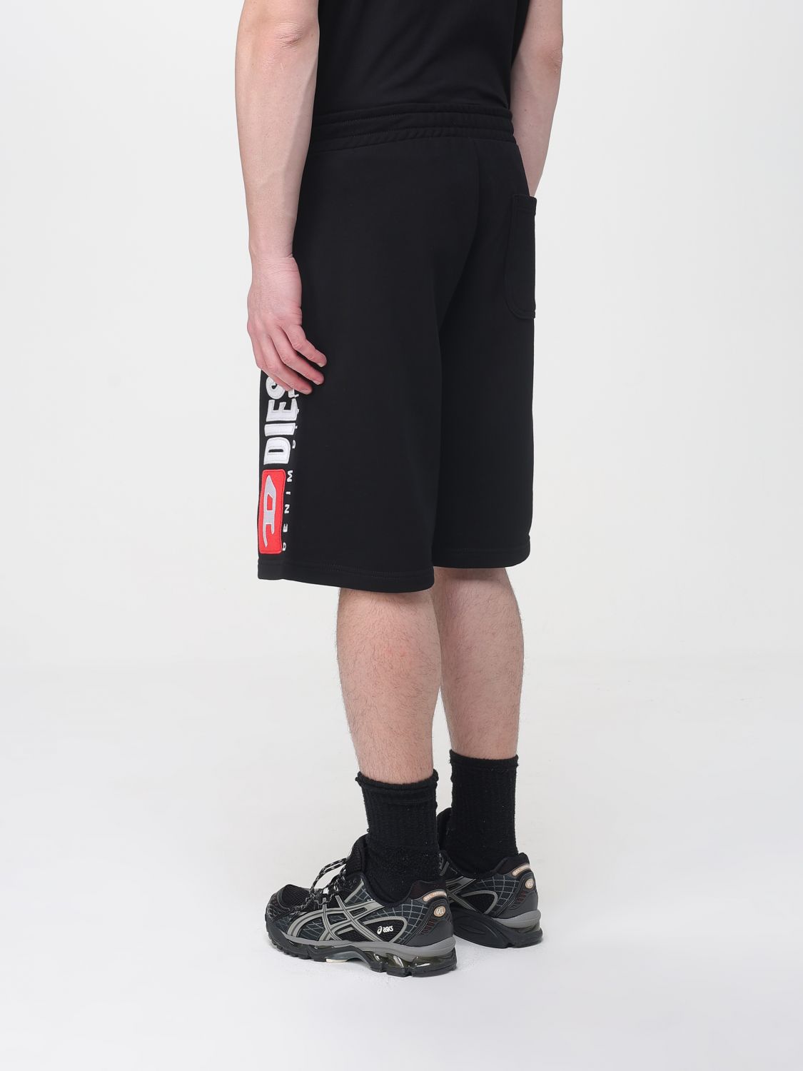 Shorts Men color White