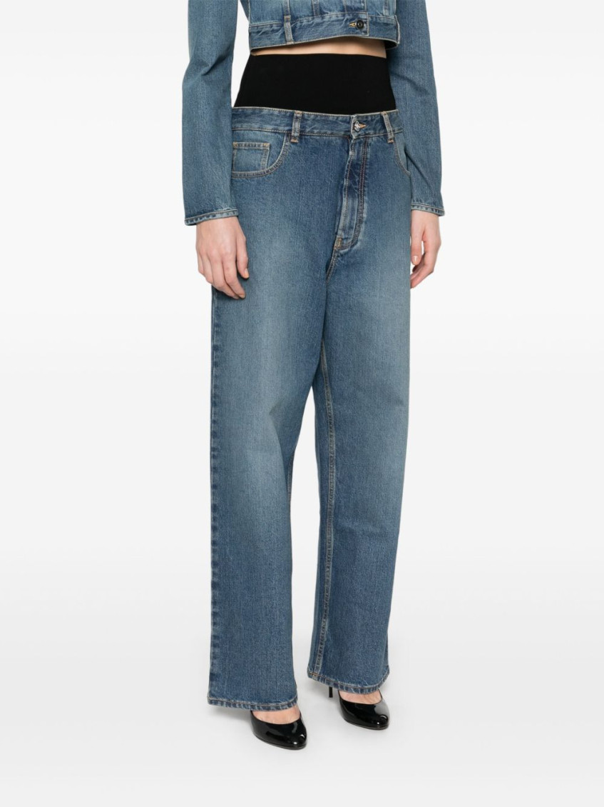 Straight Jeans