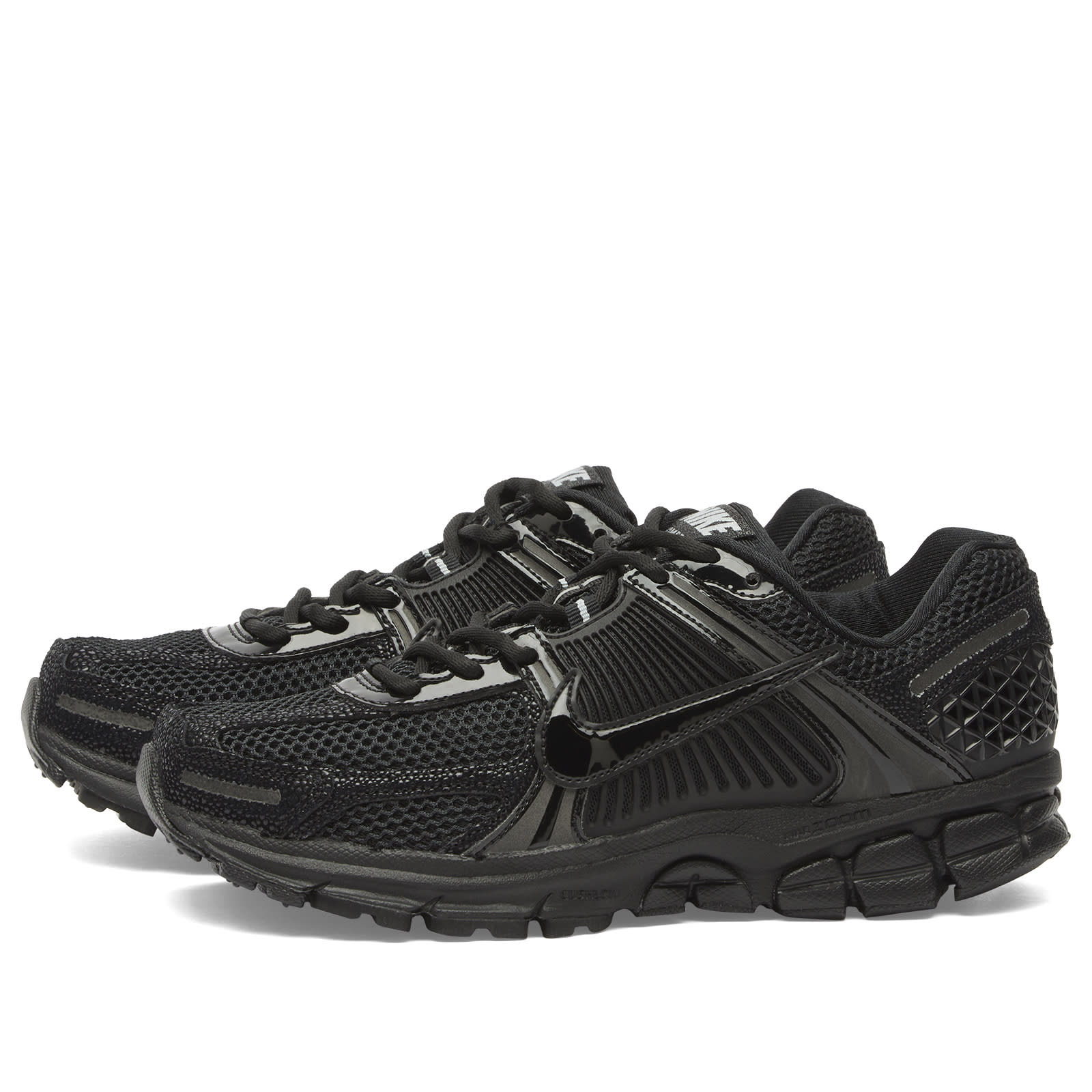 Women's Zoom Vomero 5 Se Sneaker in Black/Metalic Silver