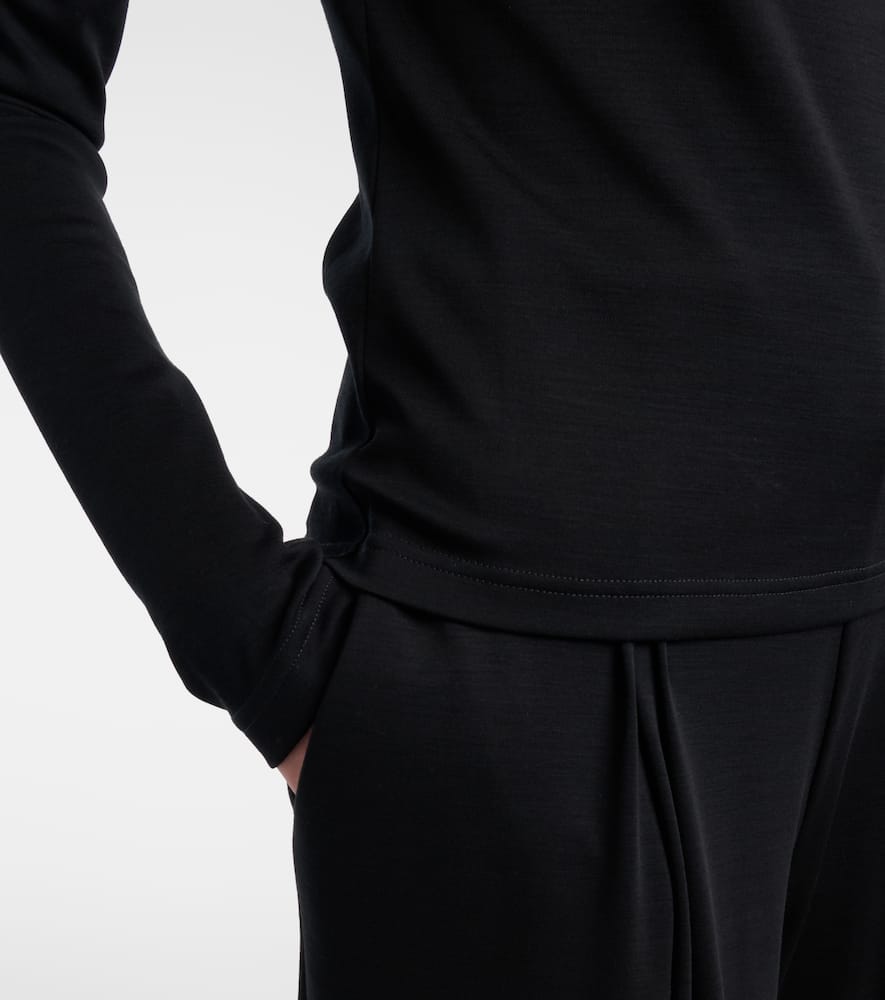 Orafo off-shoulder virgin wool top