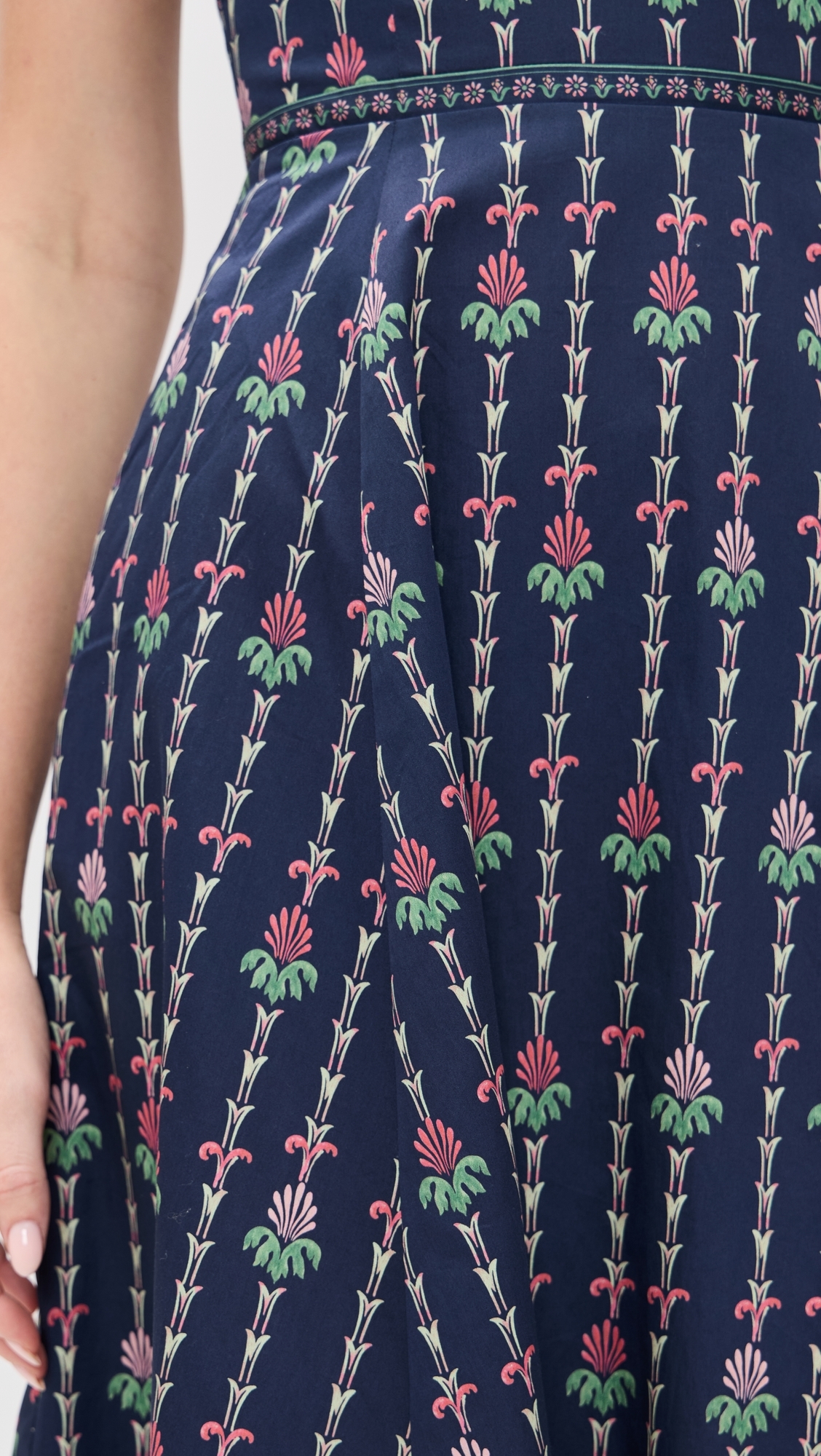 Hill House Home The Margot Dress Trailing Fern/Navy Multi