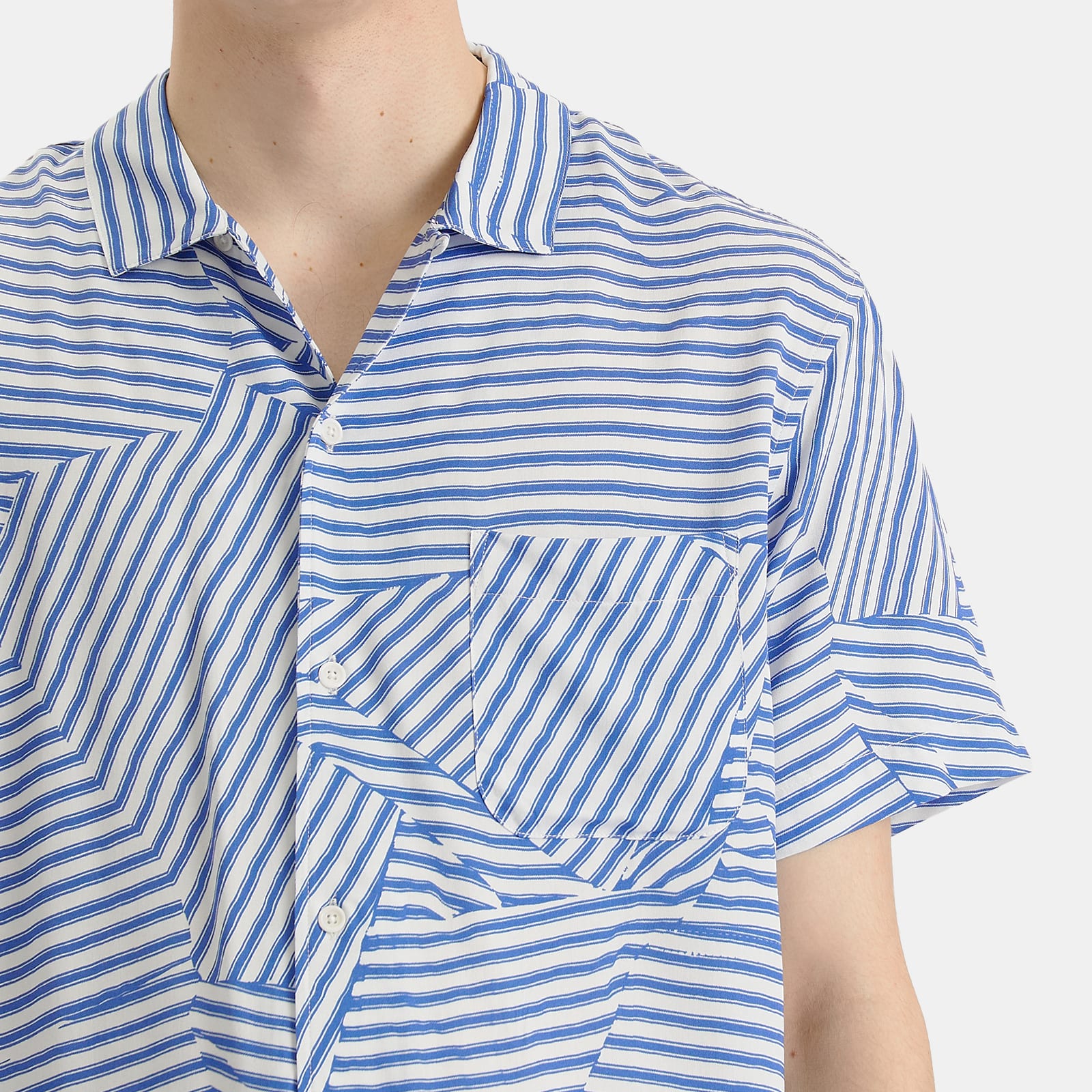 Men's Malick Vacation Shirt in Blue/White