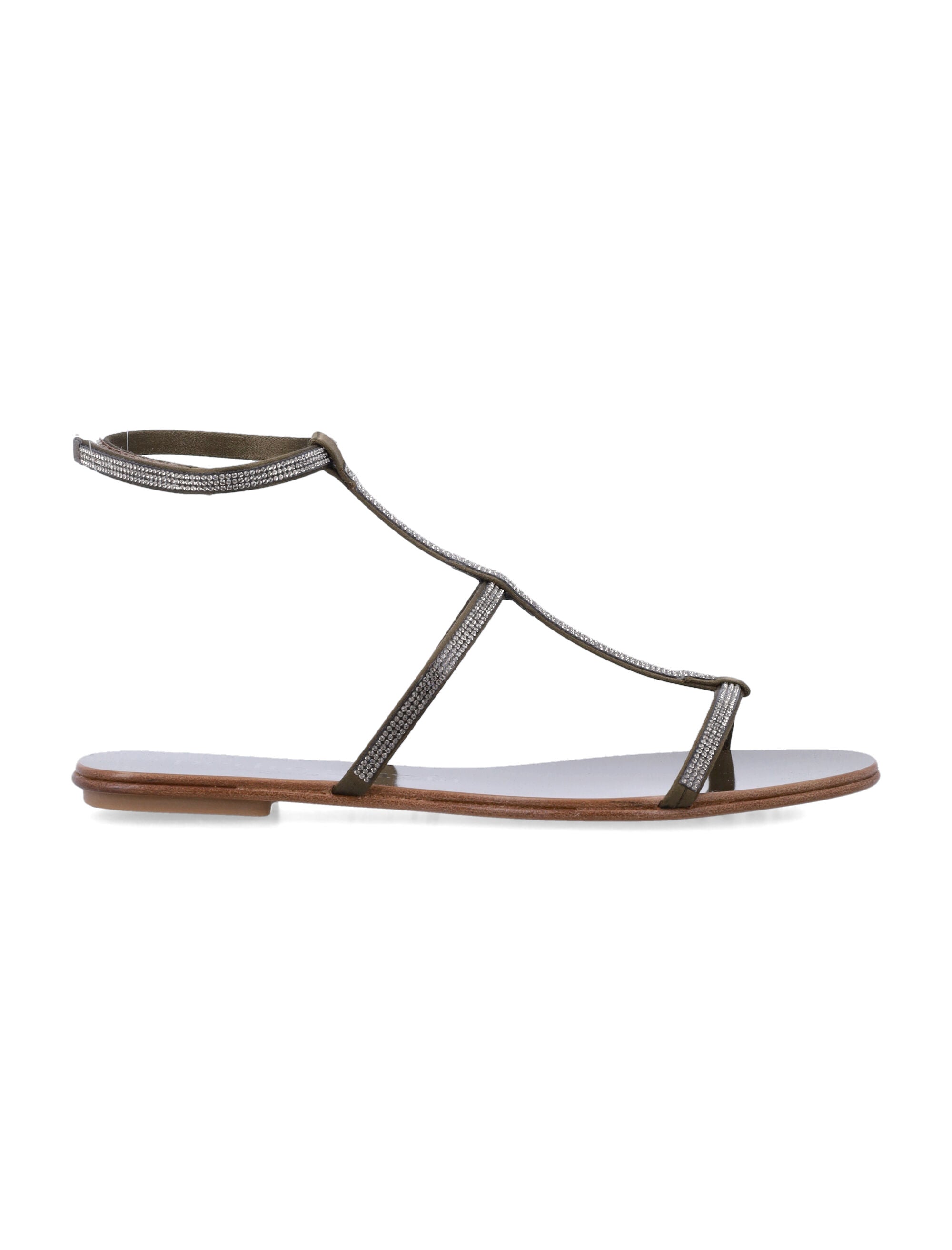 Elegant Flat Sandals for a Refined Look