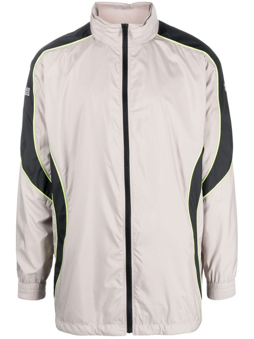 - Oversized Jogging Jacket
