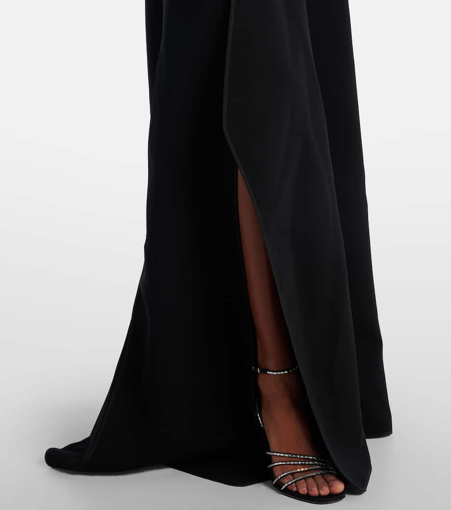 Synergy asymmetric gown