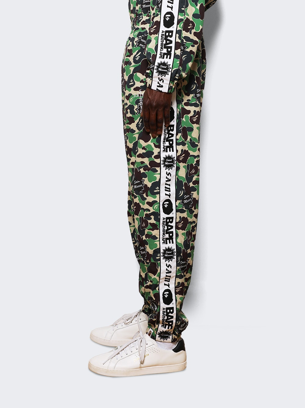 Camouflage-print track pants - Green