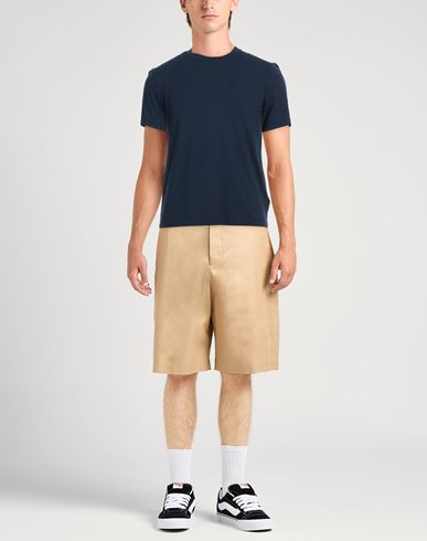 Man T