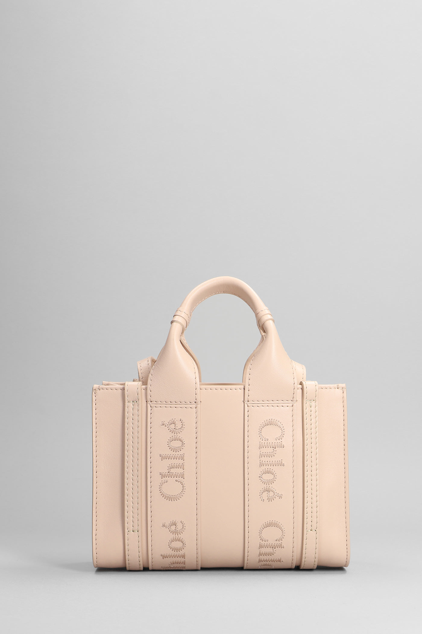 Hand Bag In Rose-Pink Leather