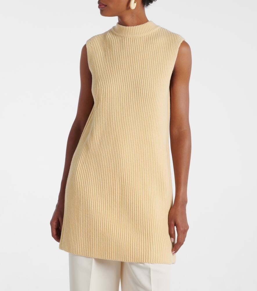 Oversized ribbed-knit wool vest