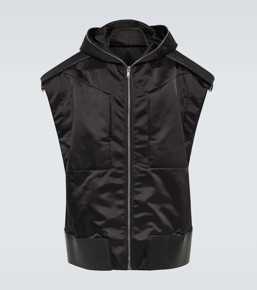Technical vest
